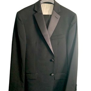 Men’s CK Tuxedo 🤵- Excellent Condition